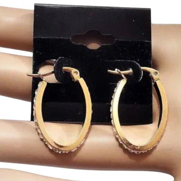 1 Inch 26mm Crystal Oval Hoop Pierced Post Earrings Gold Tone - Picture 5 of 5